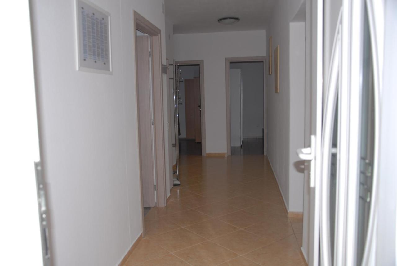 Apartman Joki 诺维·维诺多尔斯基 外观 照片