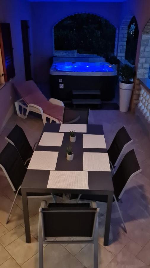 Apartman Joki 诺维·维诺多尔斯基 外观 照片
