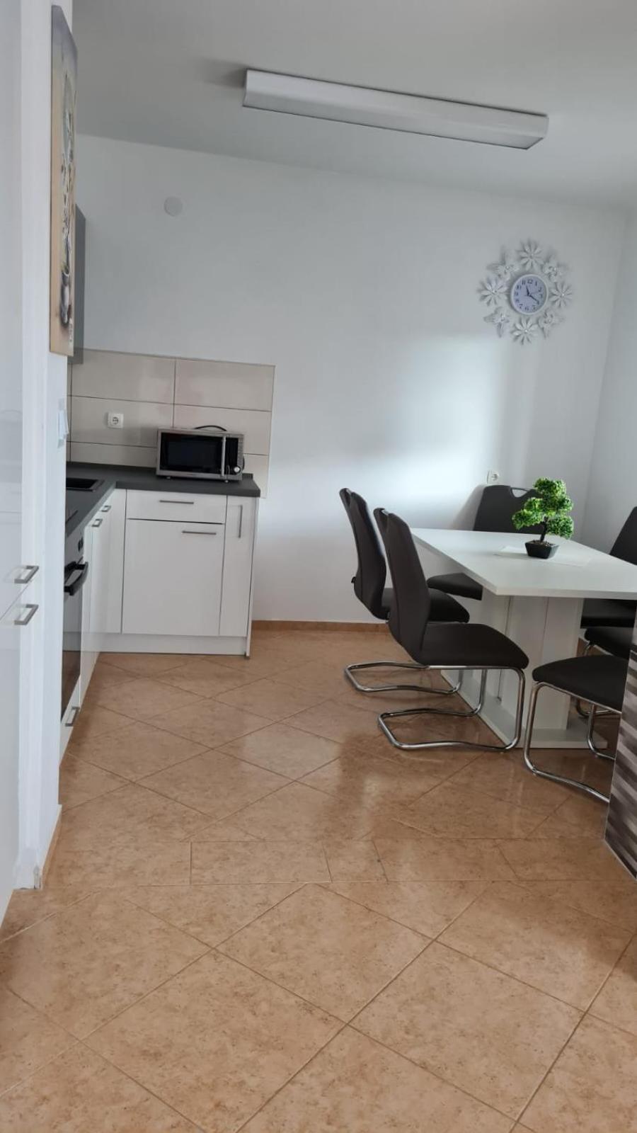 Apartman Joki 诺维·维诺多尔斯基 外观 照片